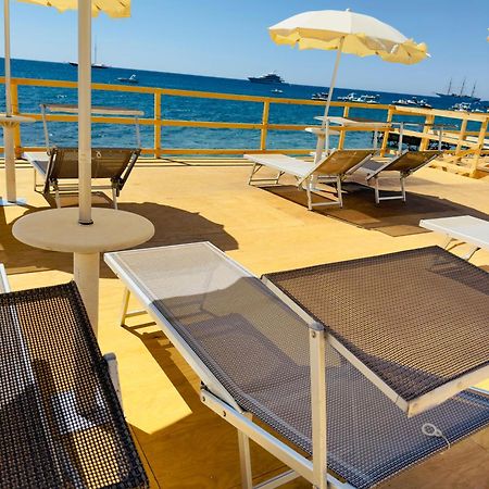 Sirina House Taormina Aparthotel Buitenkant foto