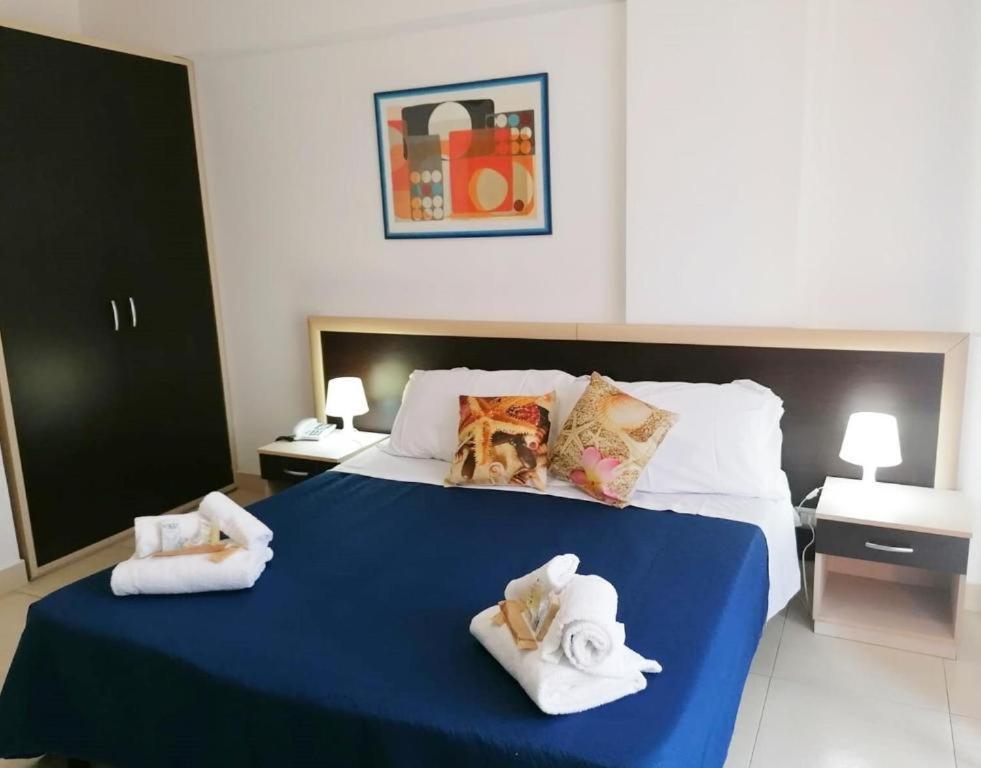 Sirina House Taormina Aparthotel Buitenkant foto