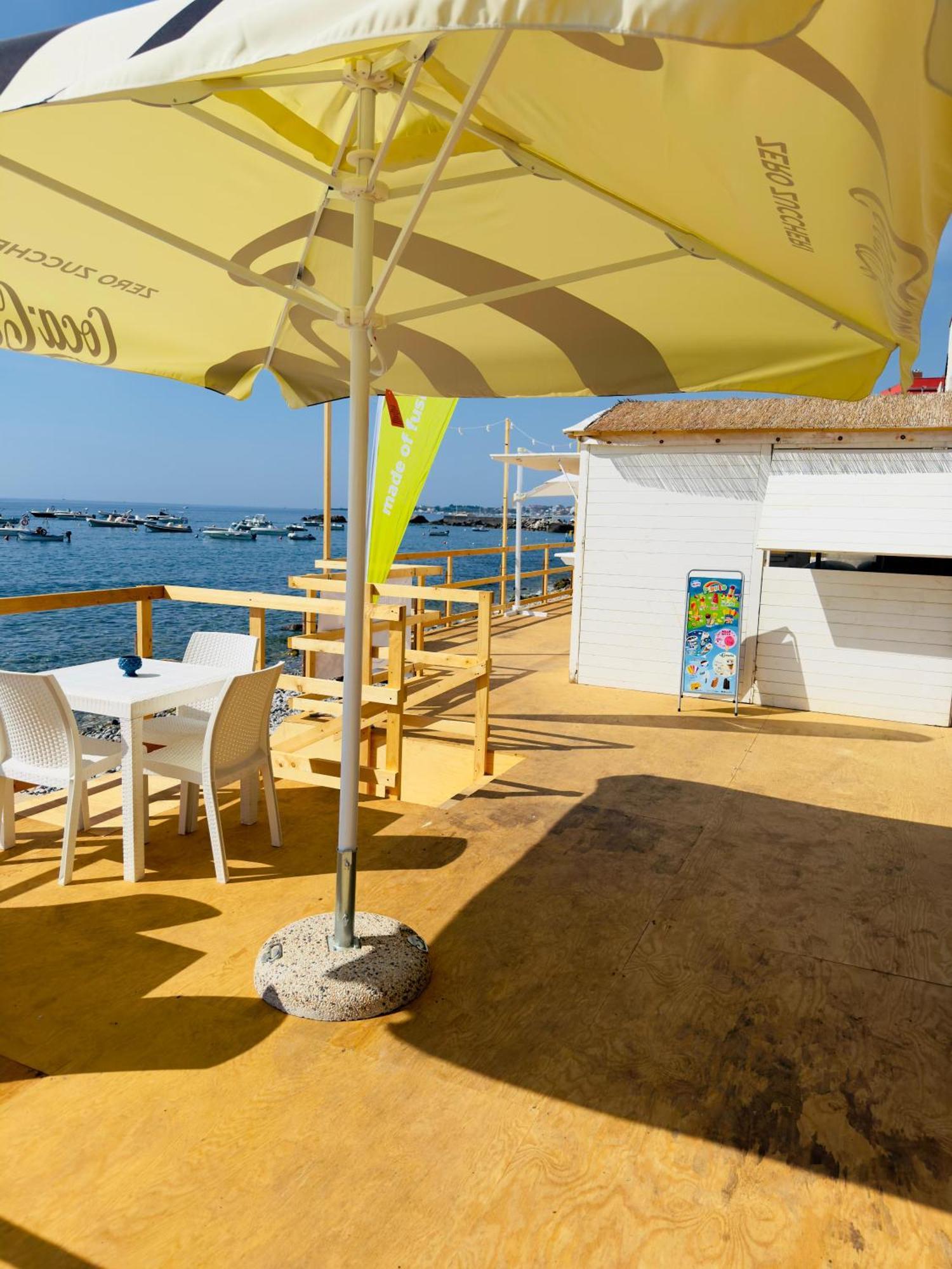 Sirina House Taormina Aparthotel Buitenkant foto